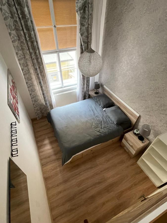 Wenceslas Square Two-Floor Apartment Praga Exterior foto
