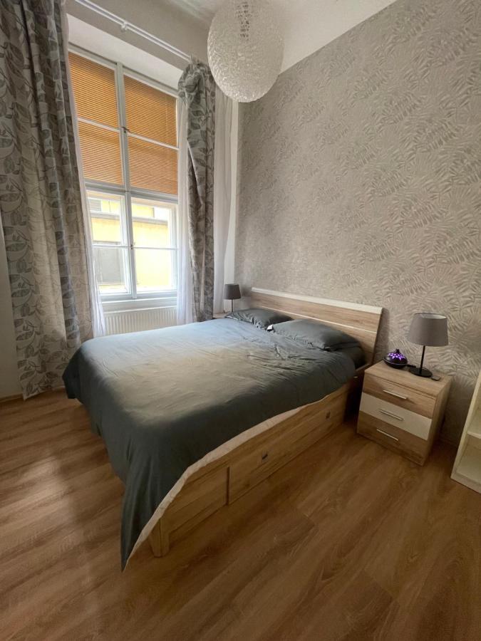 Wenceslas Square Two-Floor Apartment Praga Exterior foto